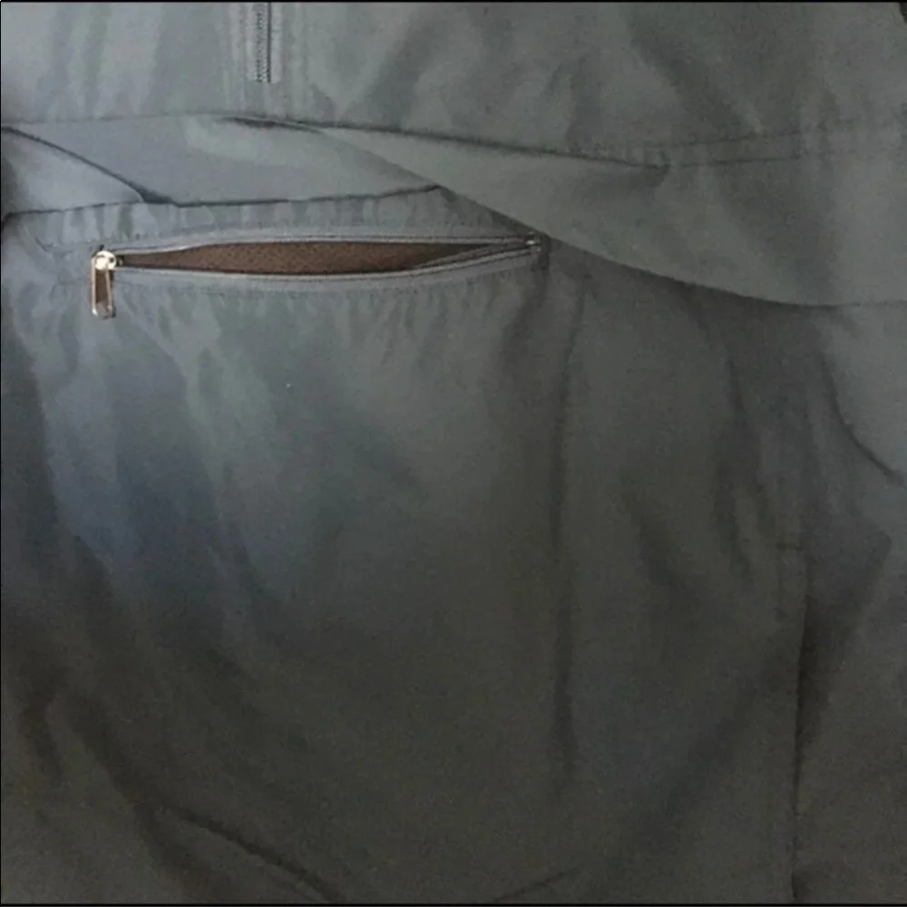 Men’s Champion Packable pull over jacket - Picture 7 of 8